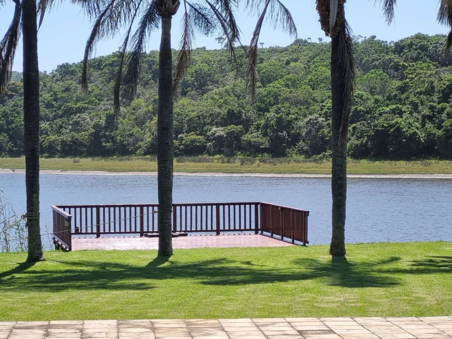 4 Bedroom Property for Sale in Bonza Bay Eastern Cape